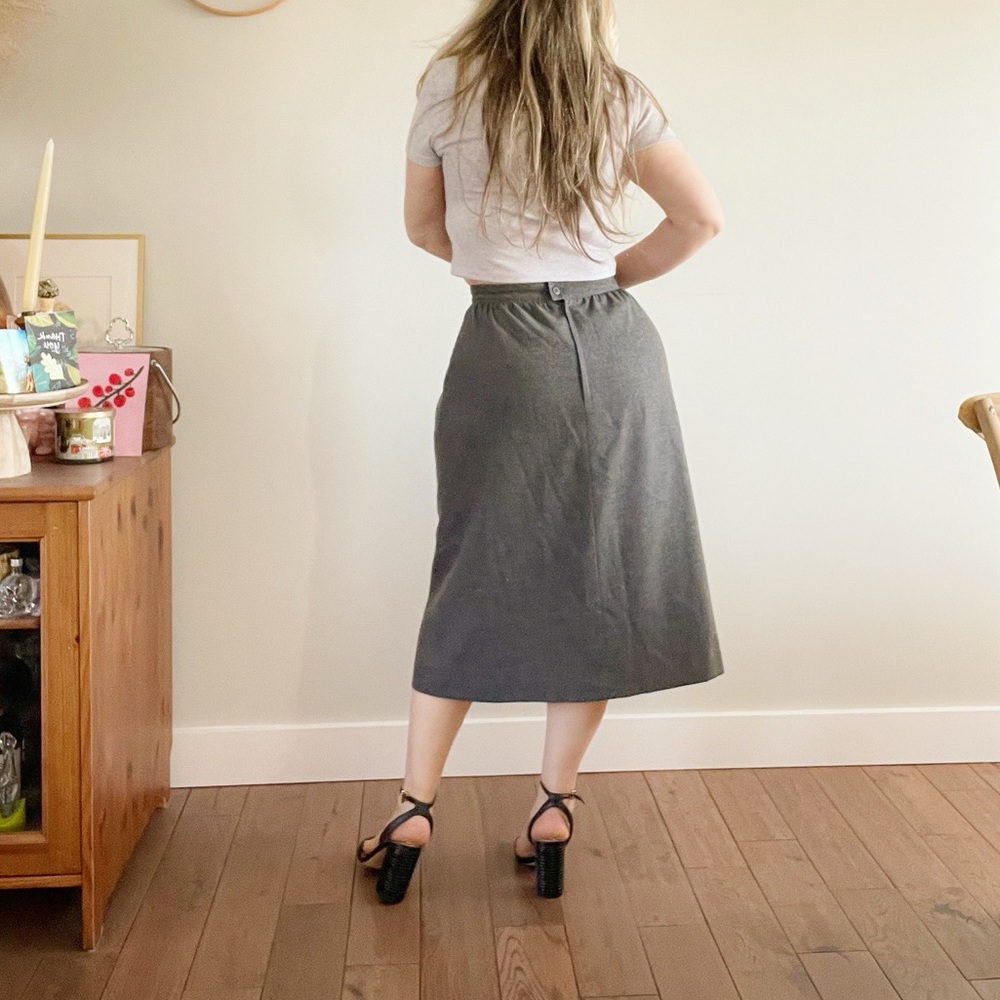 Vintage Gray100% Wool midi Skirt - Picture 3 of 10